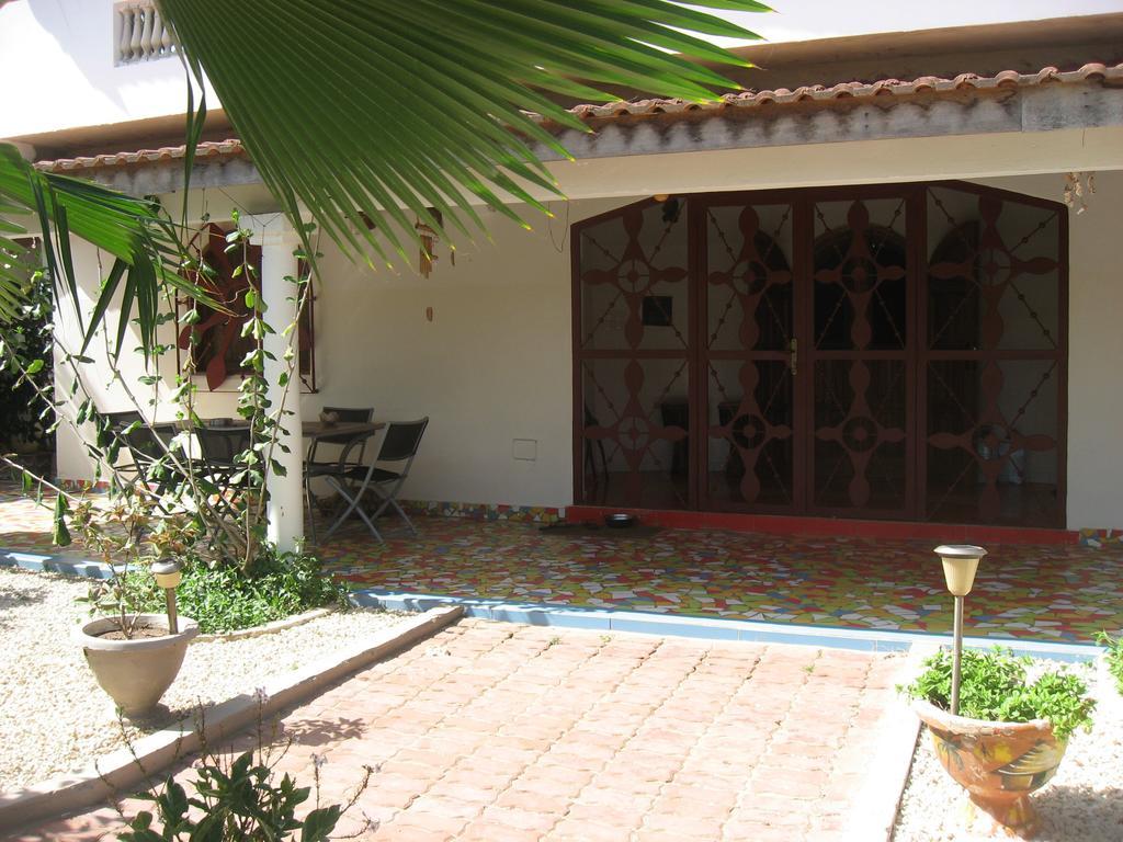 Babao Hotel M'Bour Exterior foto