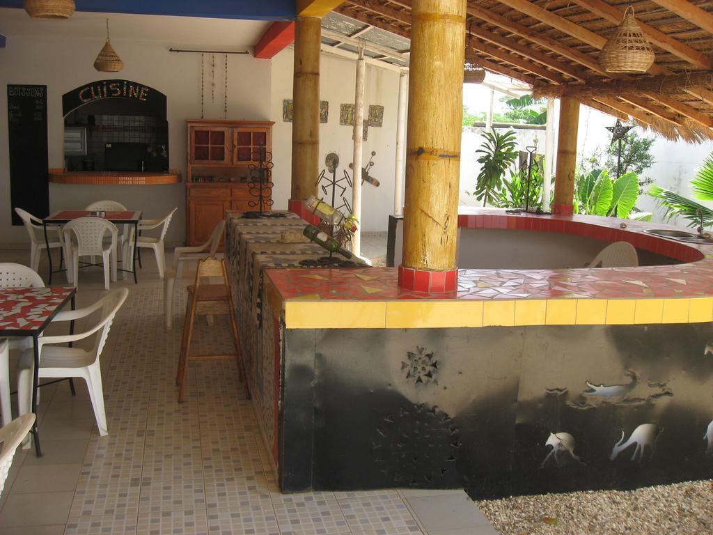 Babao Hotel M'Bour Exterior foto
