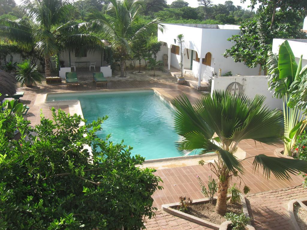 Babao Hotel M'Bour Exterior foto
