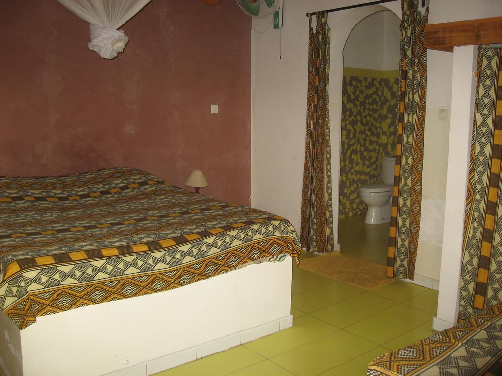 Babao Hotel M'Bour Quarto foto